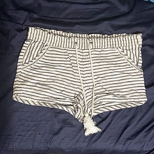 Cute Beach Lounge Shorts Large